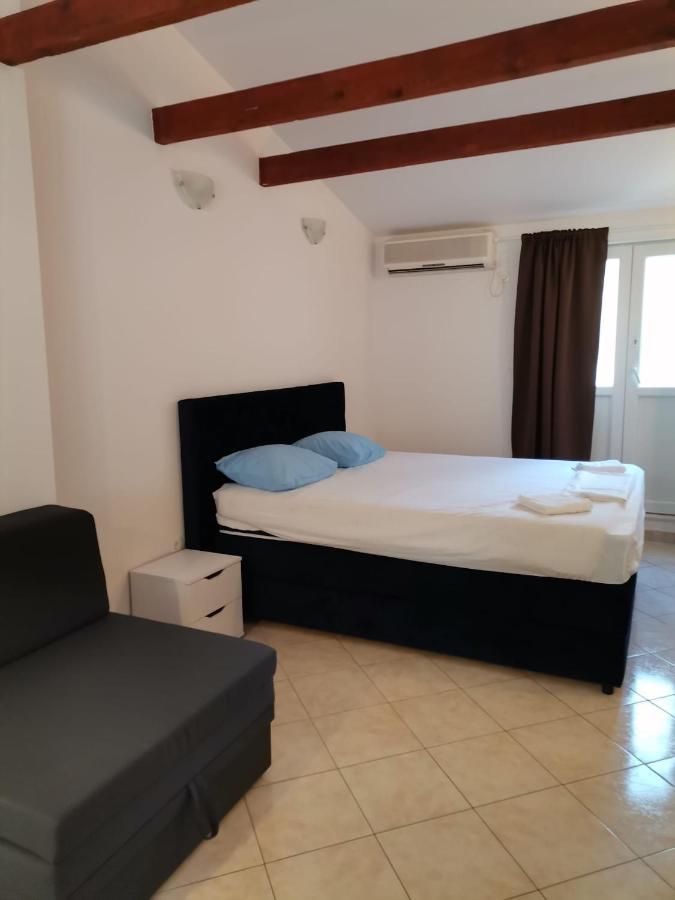 Dine Apartment Dubrovnik Eksteriør billede